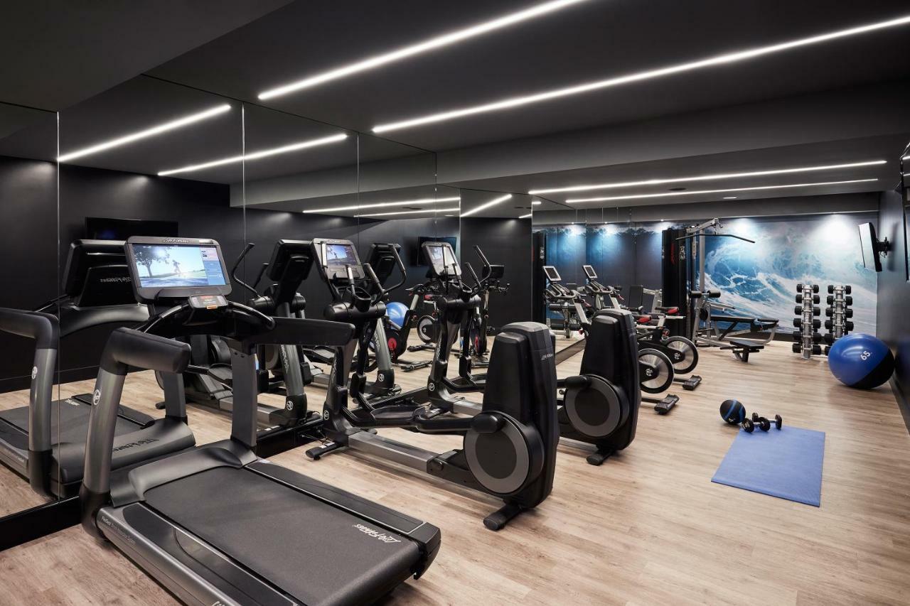 Crystalbrook Vincent Hotell Brisbane Eksteriør bilde The gym at the hotel